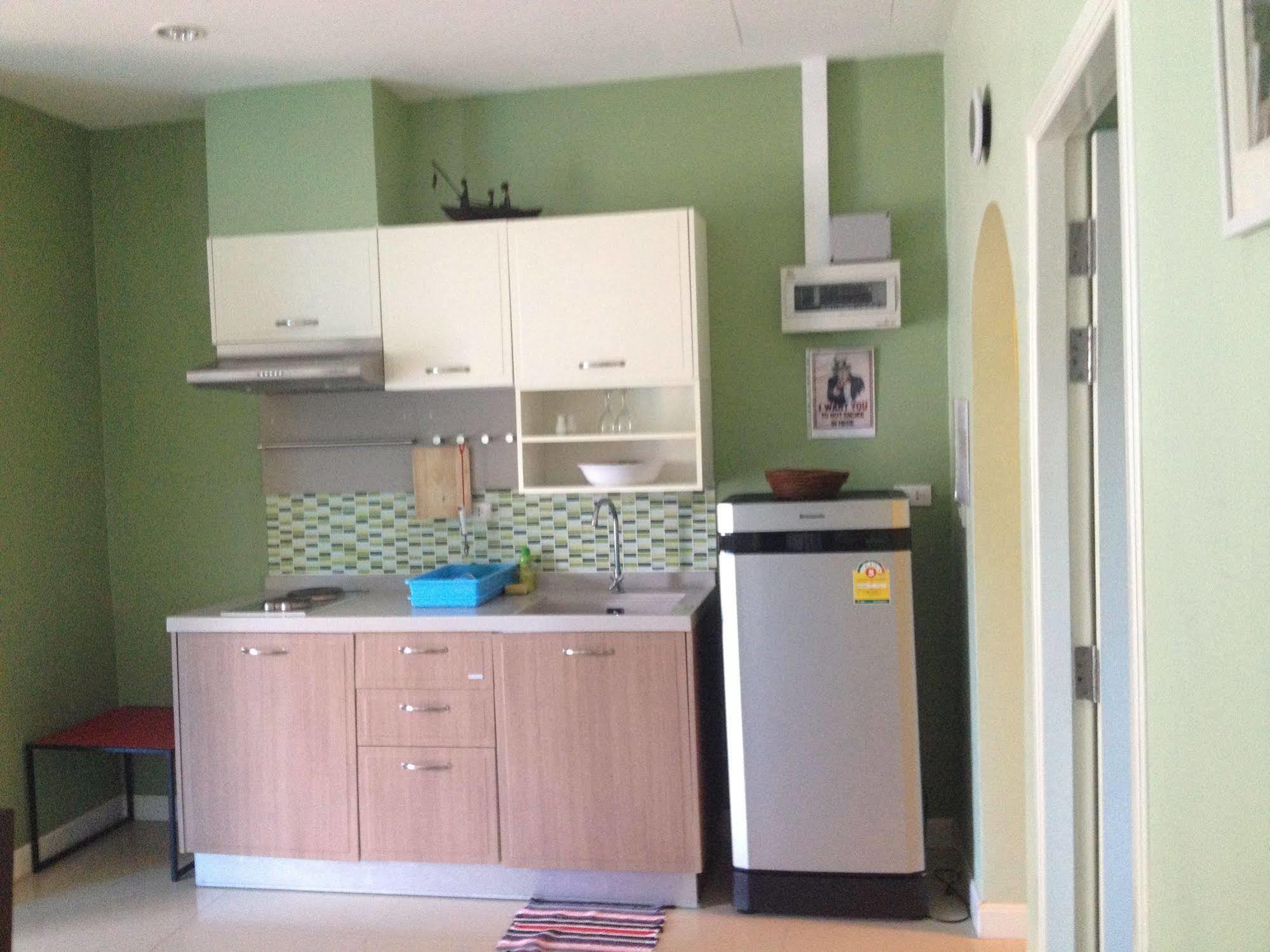 Yiasu Bed And Breakfast パッタヤー エクステリア 写真